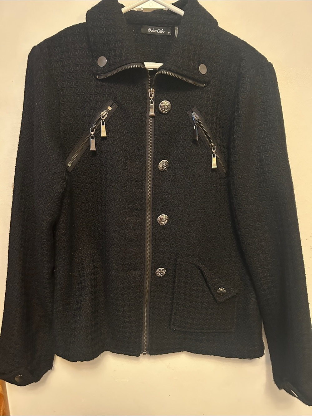 Dolce Cabo zip sweater jacket🖤🖤